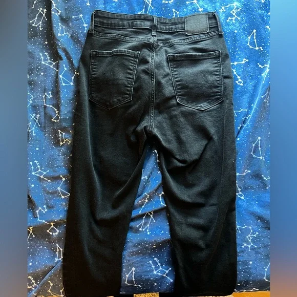 ✨Host Pick!✨ LEVI'S Denizen Ultra High Rise Super Skinny Black Jeans - Picture 2 of 5